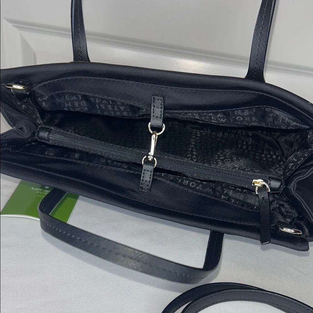 Kate Spade Small Loden Blake Avenue in Black With Matching Bag Charm ♠️